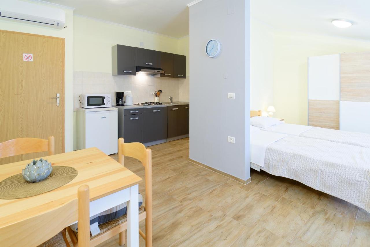 Apartments Belvedere By Rent Istria Plovanija Exterior foto