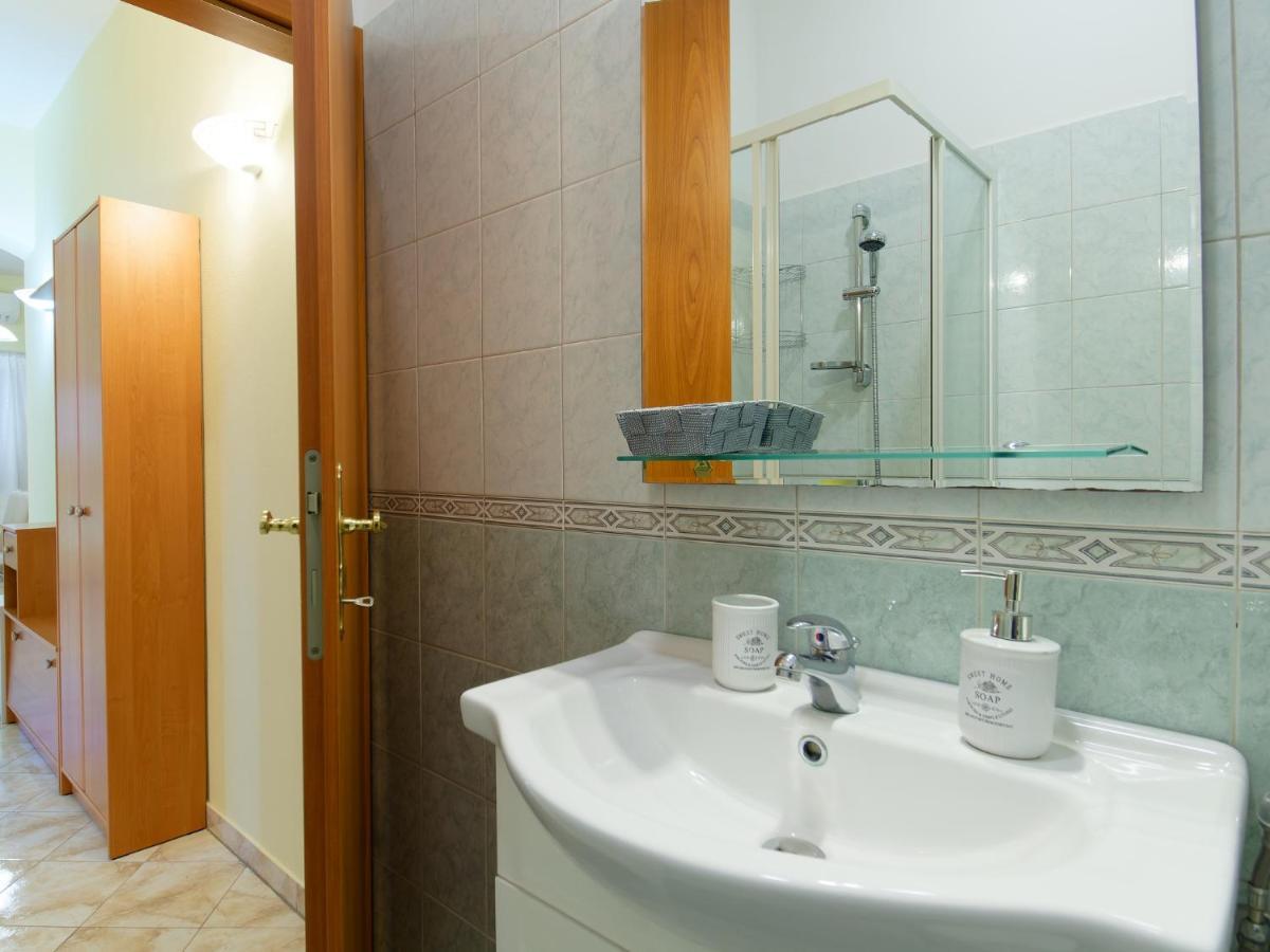 Apartments Belvedere By Rent Istria Plovanija Exterior foto